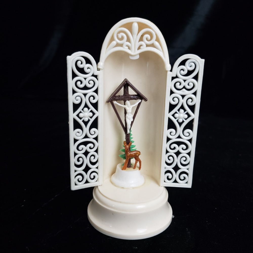 VTG West Germany Religious Diorama Triptych Jesus Crucifix‎ Deer Christmas Tree